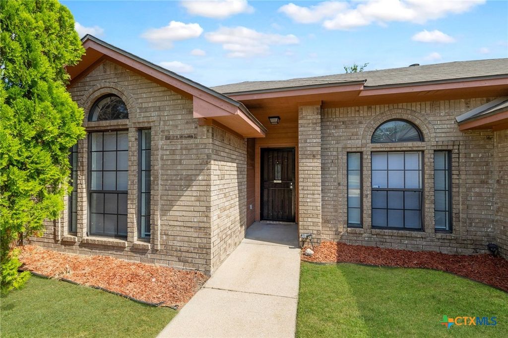 Image 5 of property listing at 4304 Teal Drive, Killeen, TX 76542