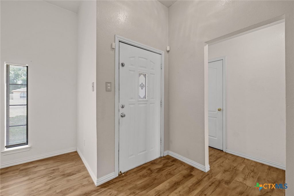 Image 6 of property listing at 4304 Teal Drive, Killeen, TX 76542