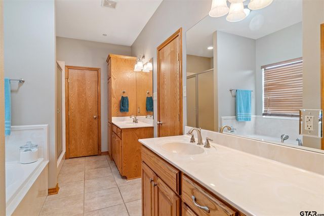 10822 CR 246 S., Tyler, TX 75705