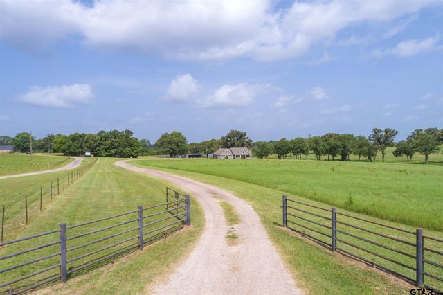 10822 CR 246 S., Tyler, TX 75705