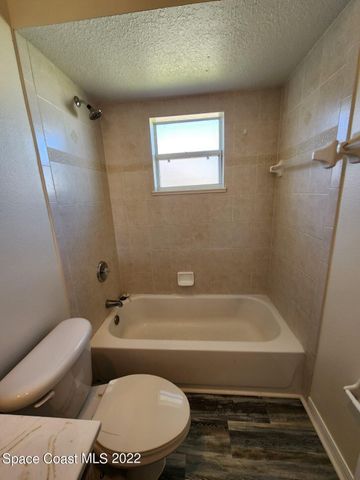 1517 Wake Forest Road NW, Palm Bay, FL 32907