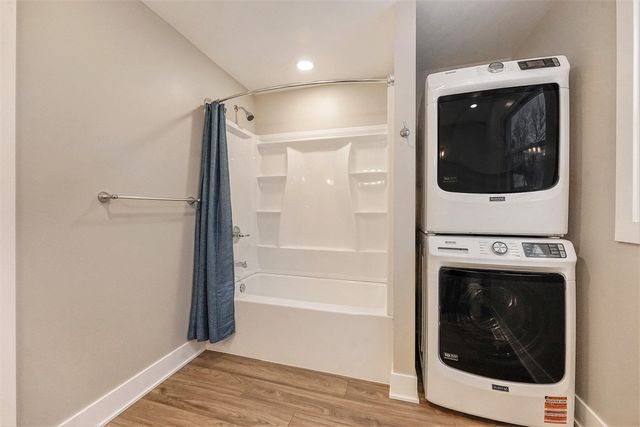 4341 Laura Avenue, Comstock Park, MI 49321