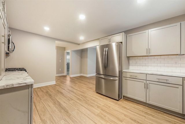 4341 Laura Avenue, Comstock Park, MI 49321