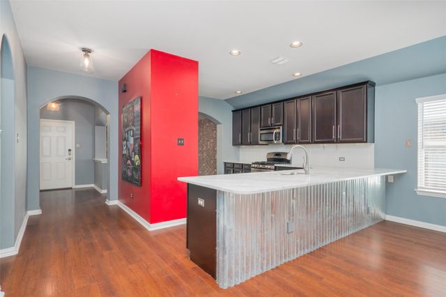 292 Strawberry Blonde DR, Buda, TX 78610