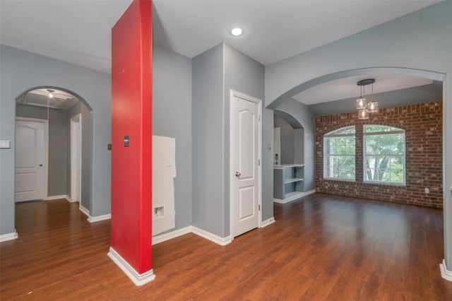 292 Strawberry Blonde DR, Buda, TX 78610