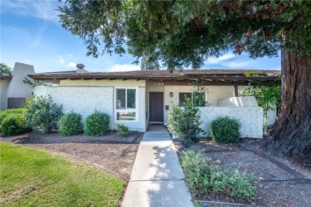 1104 Glenbridge Circle, Westlake Village, CA 91361