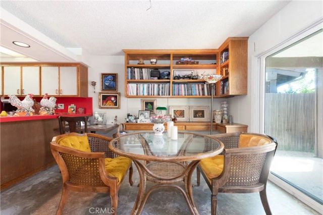 1104 Glenbridge Circle, Westlake Village, CA 91361