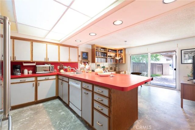 1104 Glenbridge Circle, Westlake Village, CA 91361