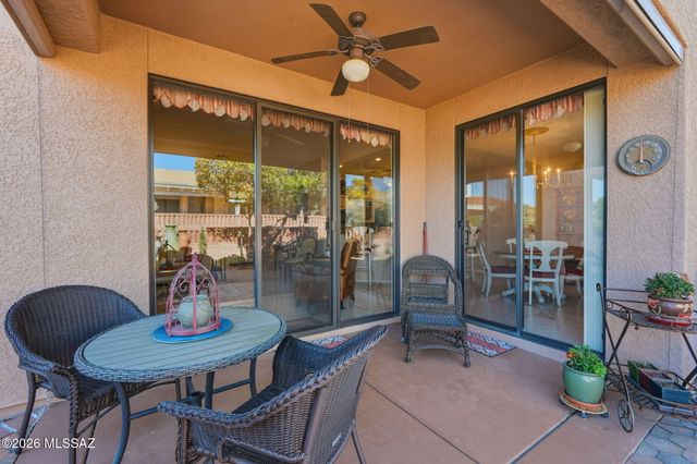 1910 W Amblemorn Drive, Green Valley, AZ 85622