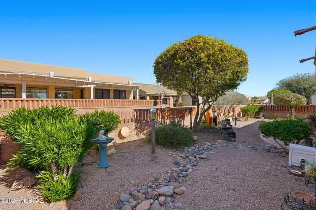 1910 W Amblemorn Drive, Green Valley, AZ 85622