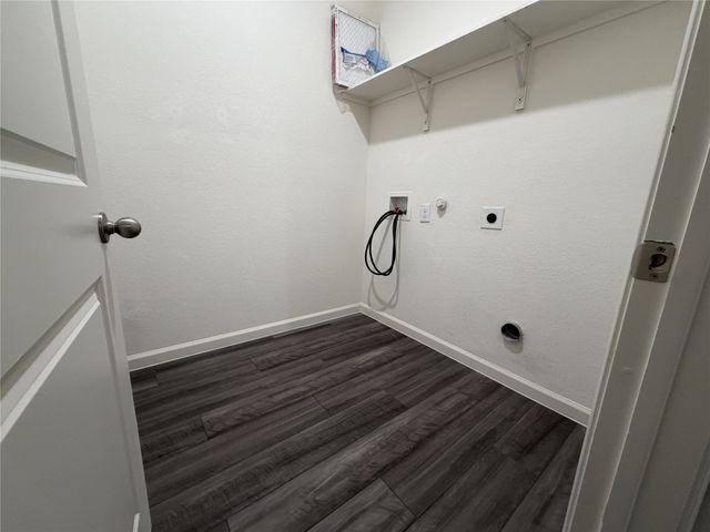 684 Crestridge Drive, Lavon, TX 75166