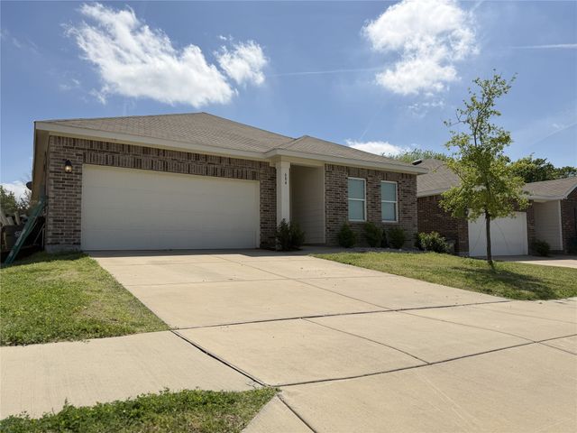 684 Crestridge Drive, Lavon, TX 75166