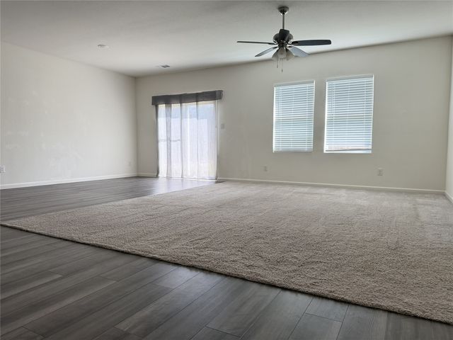 684 Crestridge Drive, Lavon, TX 75166