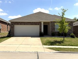 684 Crestridge Drive, Lavon, TX 75166