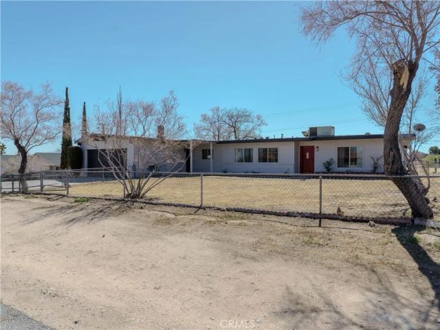 15801 Malpais Lane, Victorville, CA 92394