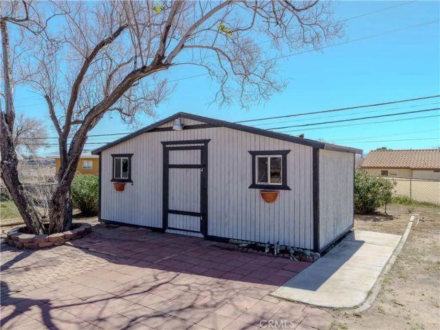 15801 Malpais Lane, Victorville, CA 92394