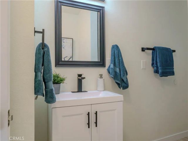 15801 Malpais Lane, Victorville, CA 92394