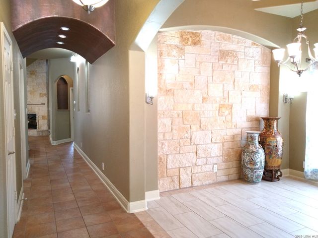 5714 Southern Oaks, San Antonio, TX 78261