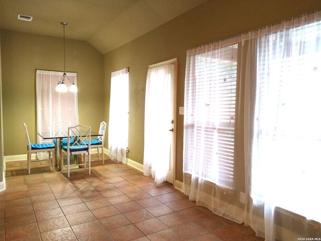 5714 Southern Oaks, San Antonio, TX 78261