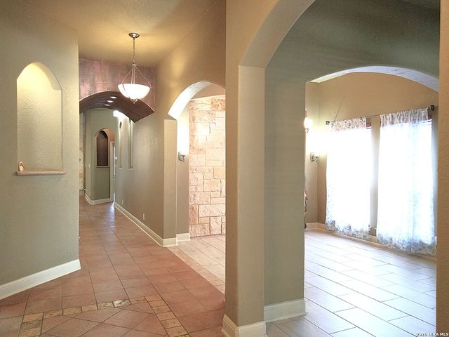 5714 Southern Oaks, San Antonio, TX 78261