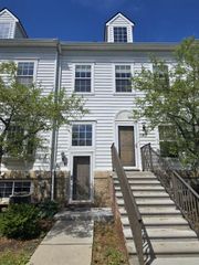 1141 Freesia Court, Ann Arbor, MI 48105