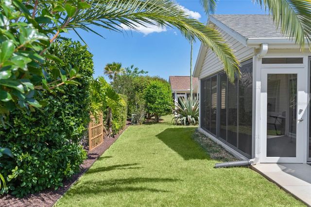 1215 WESTMORELAND LOOP, The Villages, FL 32162