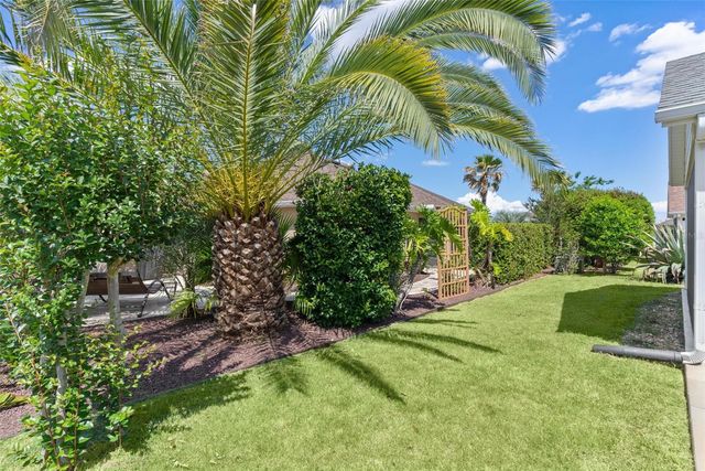 1215 WESTMORELAND LOOP, The Villages, FL 32162