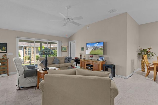 1215 WESTMORELAND LOOP, The Villages, FL 32162