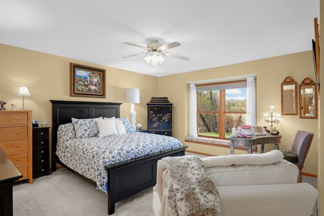 1104 Trenton Circle N, Plymouth, MN 55441