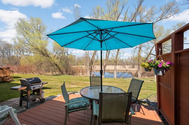 1104 Trenton Circle N, Plymouth, MN 55441