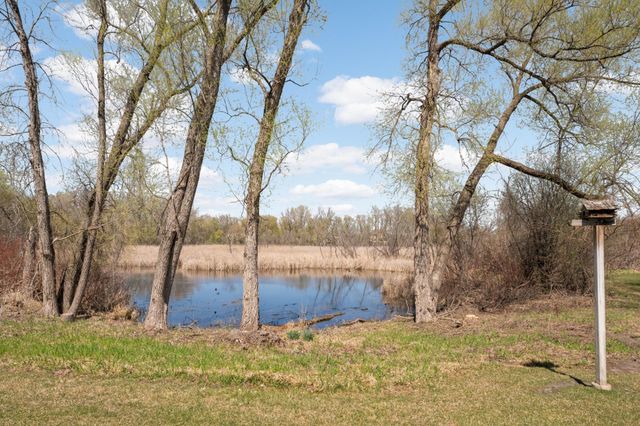1104 Trenton Circle N, Plymouth, MN 55441