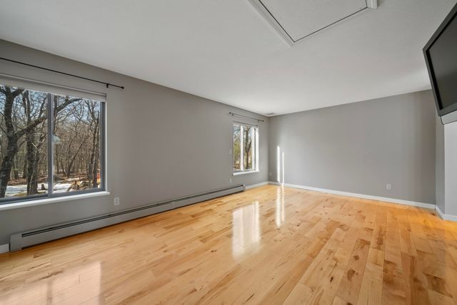 2 Remington Court, Derry, NH 03038