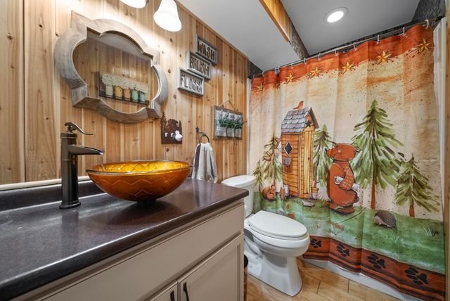 2 Remington Court, Derry, NH 03038