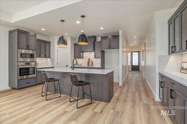 440 S Radiator Way, Boise, ID 83716