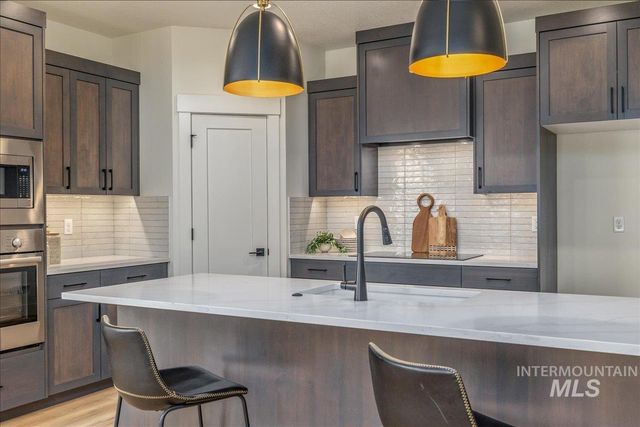 440 S Radiator Way, Boise, ID 83716