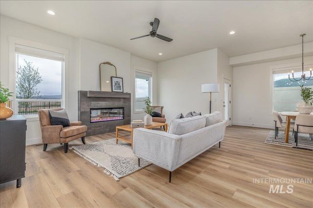 440 S Radiator Way, Boise, ID 83716