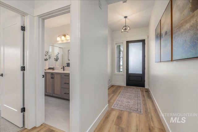 440 S Radiator Way, Boise, ID 83716