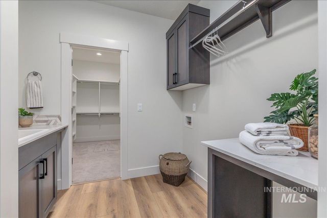 440 S Radiator Way, Boise, ID 83716