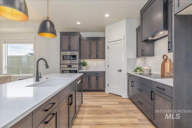 440 S Radiator Way, Boise, ID 83716