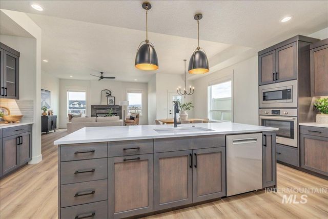 440 S Radiator Way, Boise, ID 83716