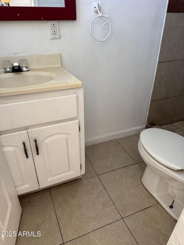 328 N 11th Place D, Phoenix, AZ 85006