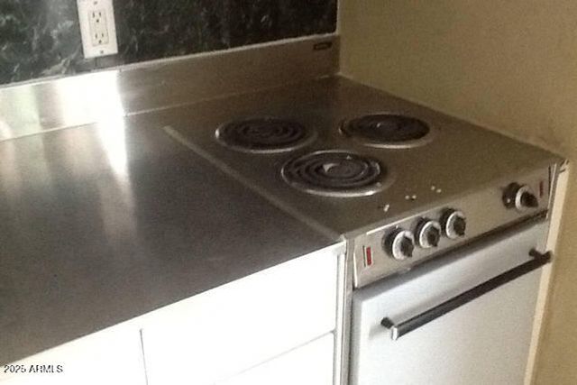 328 N 11th Place D, Phoenix, AZ 85006