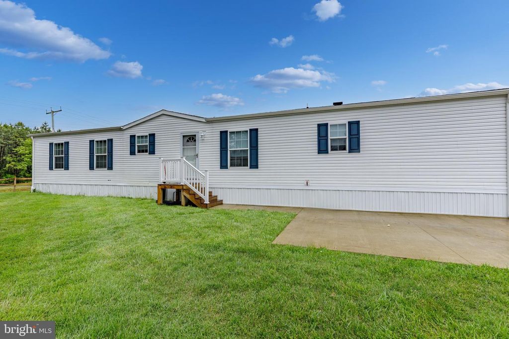 179 MOCKINGBIRD WAY, Whiting, NJ 08759