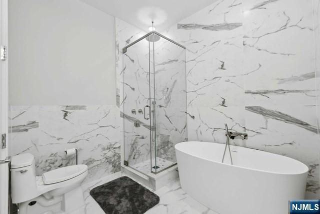 3 Somerset Lane 615, Edgewater, NJ 07020