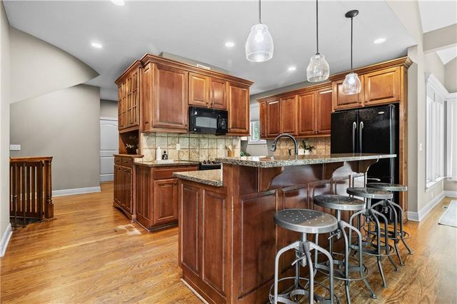 13244 Falmouth Street, Leawood, KS 66209