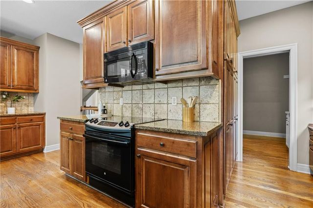 13244 Falmouth Street, Leawood, KS 66209