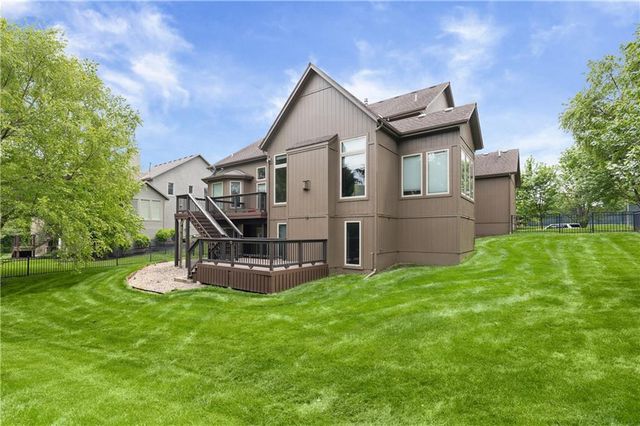 13244 Falmouth Street, Leawood, KS 66209