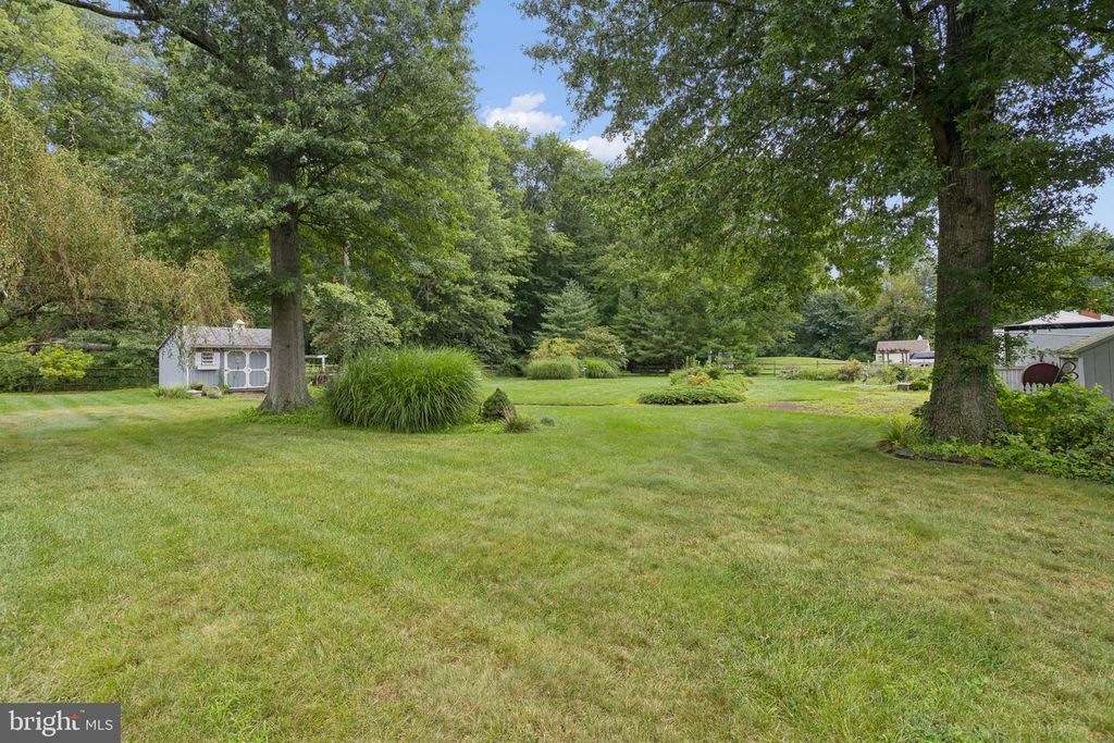 20 DIVERTY RD, PENNINGTON, NJ 08534 — photo 4