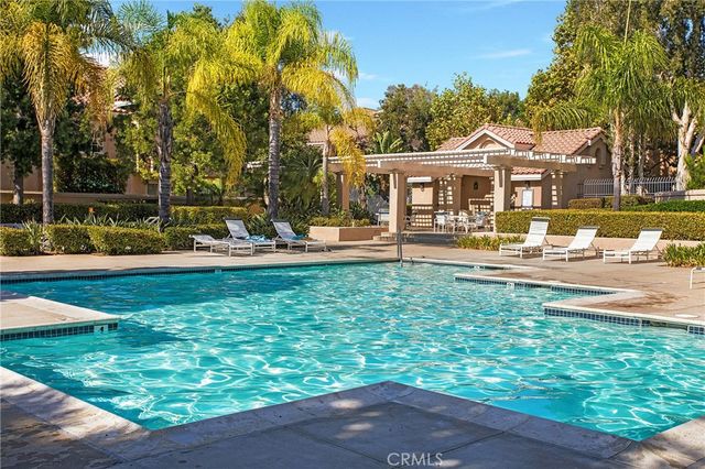 5 Rosa 140, Rancho Santa Margarita, CA 92688