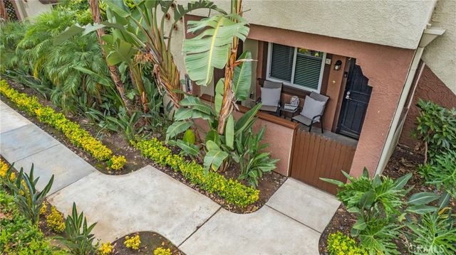5 Rosa 140, Rancho Santa Margarita, CA 92688